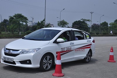 Chương trình Lái xe an toàn của Honda Tây Hồ đạt thành công ngoài mong đợi!