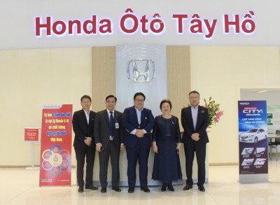 Phó chủ tịch tập đoàn Honda thăm và làm việc tại Honda Ôtô Tây Hồ